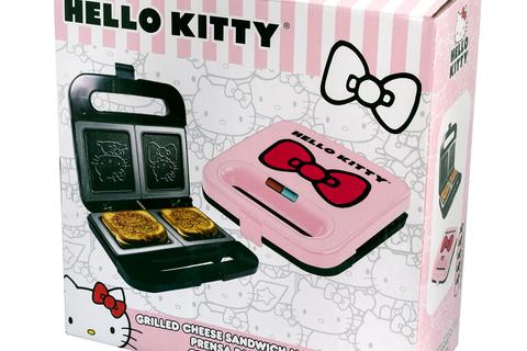 1043-hello-kitty-bow-sandwich-maker-1.jpg