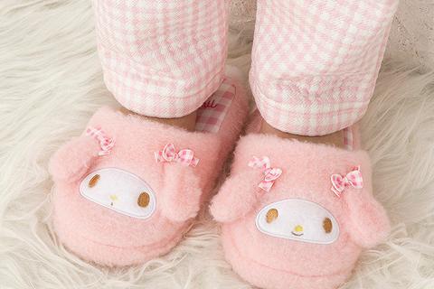 1053-my-melody-kids-slippers-1.jpg