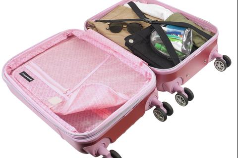 111-hello-kitty-x-ful-21-hardshell-carry-on-luggage-in-pink-1.jpg