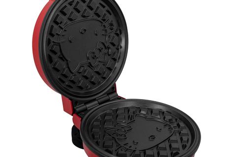 1219-hello-kitty-red-waffle-maker-1.jpg