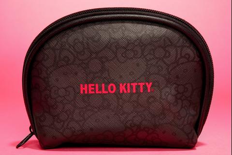 1260-hello-kitty-black-zipper-pouch-high-impact-series–1.jpg