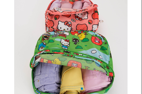 1424-hello-kitty-and-friends-x-baggu-packing-cube-set-apples-friends–1.png