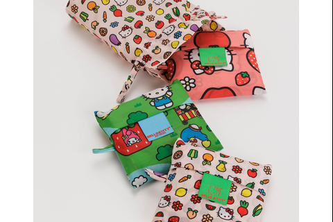 1438-hello-kitty-and-friends-x-baggu-standard-bags-set-apples-icons-friends–1.png