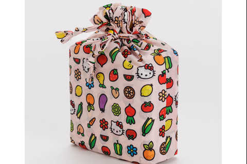 1438-hello-kitty-and-friends-x-baggu-standard-bags-set-apples-icons-friends–1.png