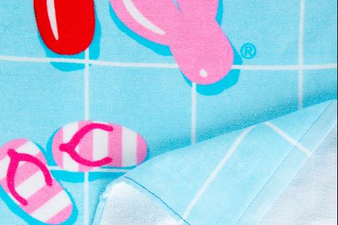 1967-hello-kitty-poolside-chill-beach-towel-1.png