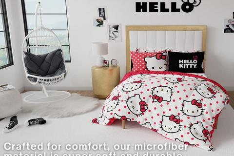 1971-hello-kitty-polka-dot-party-bedding-set-1.png