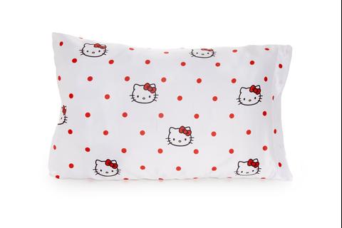 1977-hello-kitty-glam-satin-pillowcase-1.jpg