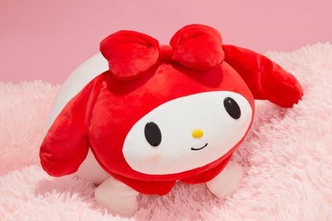 1983-my-melody-19-plush-just-lounging-series–1.jpg