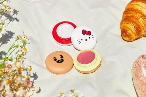 2306-hello-kitty-bt21-shooky-moisturizing-macaron-lip-balm-duo-1.png