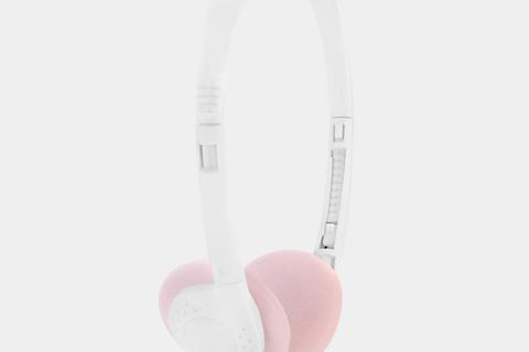 2331-hello-kitty-strawberry-milk-cp-81-portable-cassette-player-1.jpg