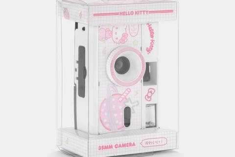 2341-hello-kitty-strawberry-planet-35mm-camera-1.jpg