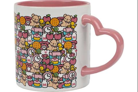 2393-hello-kitty-16oz-heart-handle-ceramic-mug-1.png