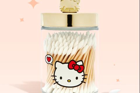 2495-hello-kitty-x-the-cr-me-shop-exfoliating-cotton-swabs-1.jpg