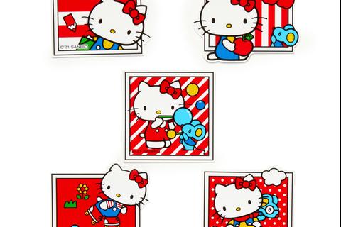 261-hello-kitty-photo-big-sticker-pack-1.jpg