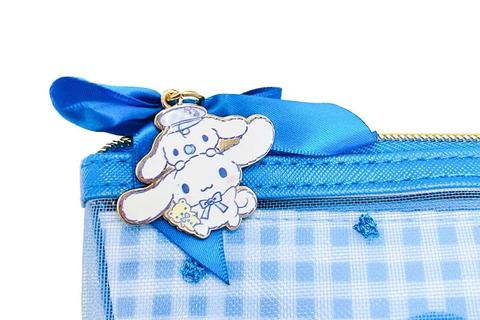 2622-cinnamoroll-zipper-pouch-gingham-paperboy-series–1.jpg