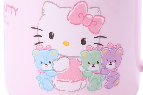 2646-hello-kitty-everyday-plastic-mug-1.jpg