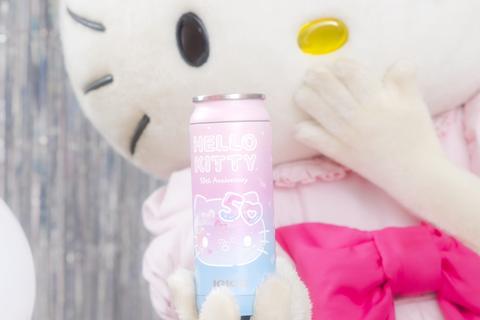 2831-hello-kitty-x-igloo-50th-anniversary-16oz-stainless-steel-can-1.png