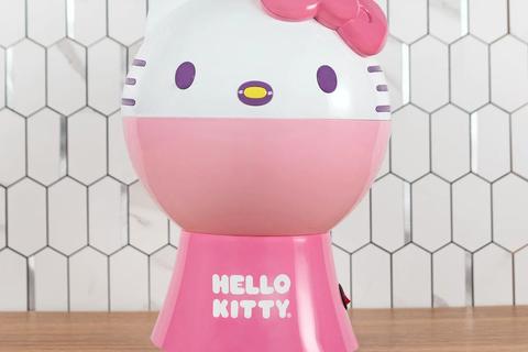 2859-hello-kitty-popcorn-maker-1.jpg