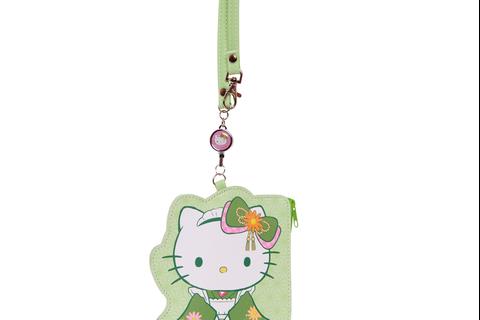 2957-hello-kitty-card-case-with-key-reel-matcha-sweets-series–1.jpg