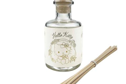 3173-hello-kitty-glass-diffuser-linen-lavender–1.jpg