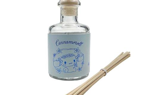 3177-cinnamoroll-glass-diffuser-white-peach–1.jpg