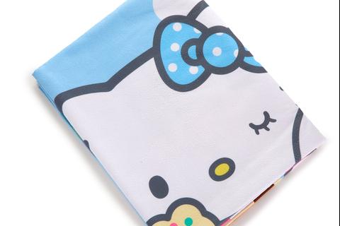 Hello Kitty Beach Towel (Ice Cream Dream Series)