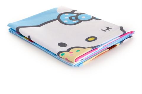 3251-hello-kitty-beach-towel-ice-cream-dream-series–1.jpg
