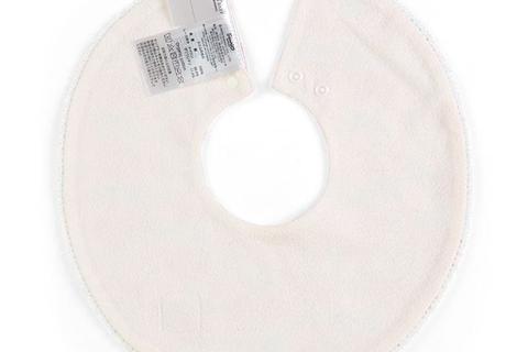 3361-sanrio-baby-organic-cotton-hello-kitty-bib-1.jpg