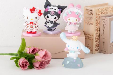 3387-hello-kitty-boxed-mini-figurine-1.jpg