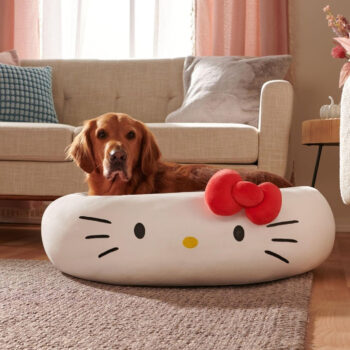 Hello Kitty Classic Pet Bolster Bed (Large)