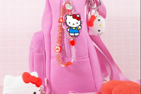 3679-hello-kitty-beaded-charm-mobile-phone-wrist-strap-1.jpg