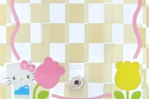 4025-hello-kitty-clear-snap-mini-pouch-pastel-check-series–1.jpg