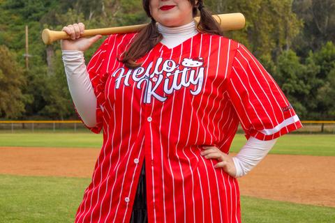 4073-hello-kitty-x-japanla-baseball-jersey-1.jpg