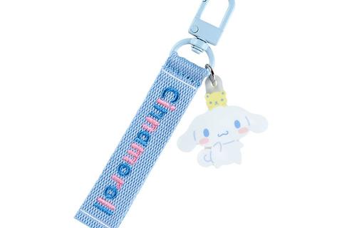 4308-cinnamoroll-logo-keychain-sanrio-character-award-series–1.jpg