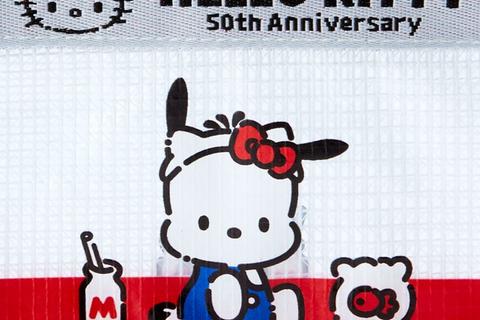 4368-pochacco-mini-flat-pouch-hello-everyone-series–1.jpg