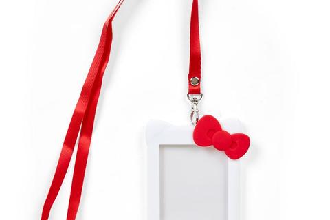 4404-hello-kitty-convertible-id-badge-holder-1.jpg