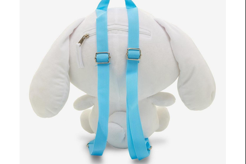 4547-cinnamoroll-classic-plush-backpack-1.png