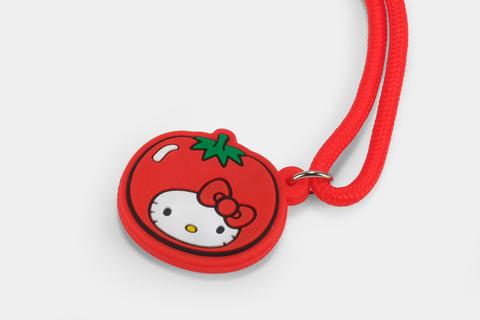 4779-hello-kitty-tomatoes-35mm-camera-1.jpg