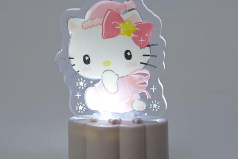 483-hello-kitty-acrylic-keychain-and-light-stand-1.jpg