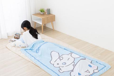 4839-cinnamoroll-cool-and-comfy-throw-blanket-1.jpg