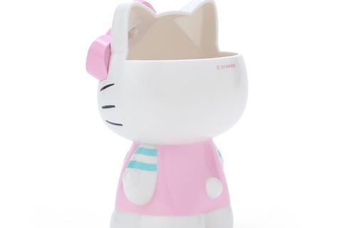 4927-hello-kitty-3d-figural-pen-stand-1.jpg