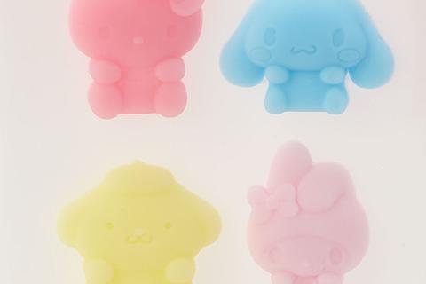 5065-sanrio-characters-mini-silicone-case-gummy-candy-series–1.jpg