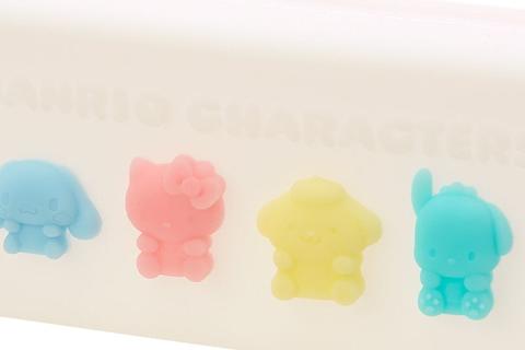 5067-sanrio-characters-silicone-pouch-gummy-candy-series–1.jpg