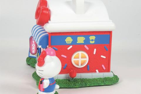 5093-hello-kitty-s-bake-shop-sanrio-village-collection–1.jpg