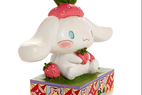 5101-cinnamoroll-with-strawberry-figurine-jim-shore-sanrio-collection–1.jpg