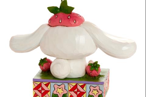 5101-cinnamoroll-with-strawberry-figurine-jim-shore-sanrio-collection–1.jpg