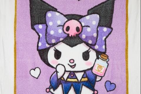 5151-kuromi-love-potion-throw-blanket-1.jpg