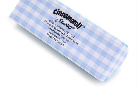 5189-cinnamoroll-chenille-gingham-eyewear-case-1.jpg