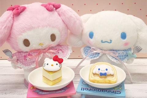 519-my-melody-standing-display-plush-medium–1.jpg