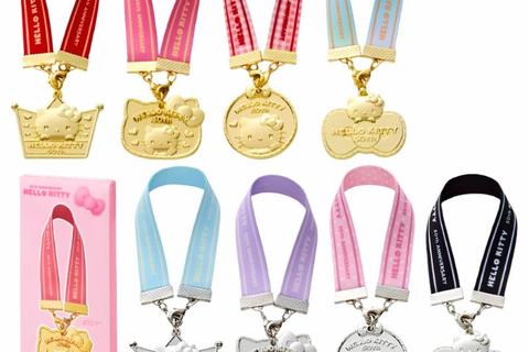 5609-hello-kitty-50th-anniv-blind-box-mini-medal-charm-1.jpg